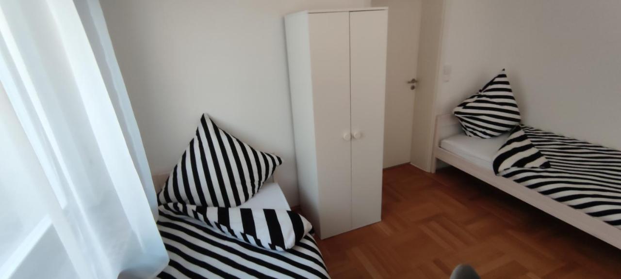 Schoene Und Optimal Gelegene Wohnung Weisskirchen מראה חיצוני תמונה
